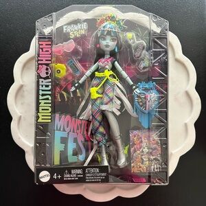 Monster High ~ Monster Fest Frankie Stein Doll & Accessories